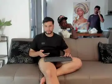 Chaturbate Sex Cam of straight__friends