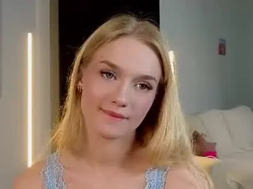 Chaturbate Live Sex Cam of truuuly_yours