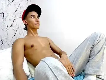 Chaturbate Free Porn Cam of babyandy_