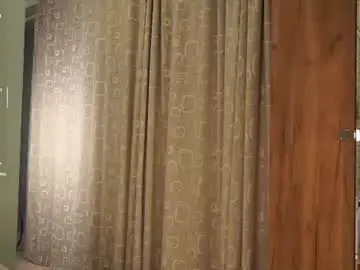 Chaturbate Sex Cam of chee_cha