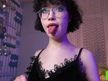 Chaturbate Sex Cam of cinacandy