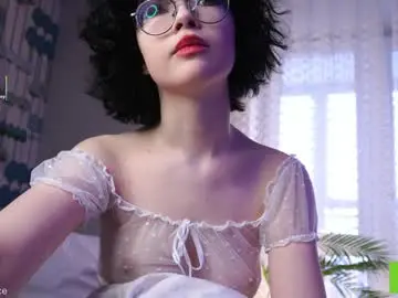 Chaturbate Free Live Porn of cinacandy