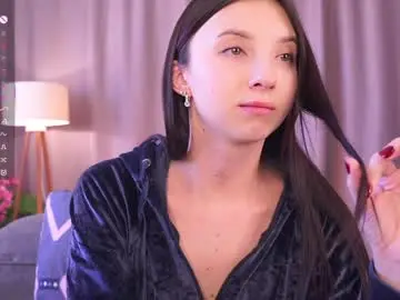 Chaturbate Adult Webcams of cinacandy