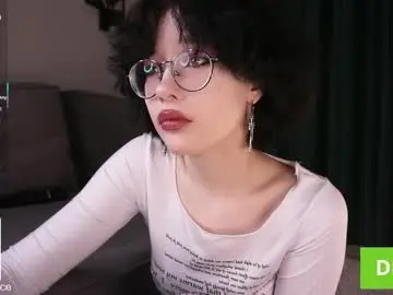 Chaturbate Adult Webcams of cinacandy