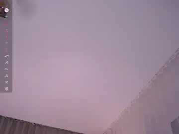 Chaturbate Watch Live Sex Cams of cinacandy