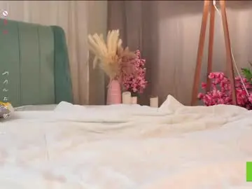 Chaturbate Watch Live Sex Cams of cinacandy