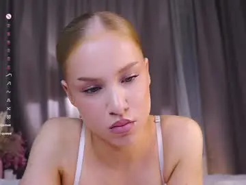 Chaturbate Adult Webcams of cinacandy