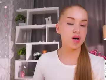 Chaturbate Free Porn Cam of cinacandy