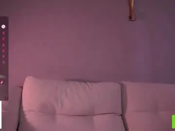 Chaturbate Watch Live Sex Cams of cinacandy