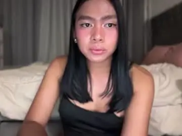Chaturbate Live Sex Cam of sashaswan69
