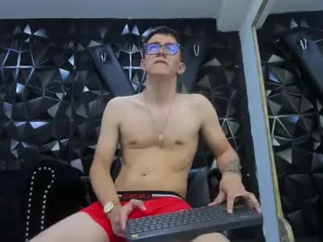 Chaturbate Best live sex cam show of tylercross_