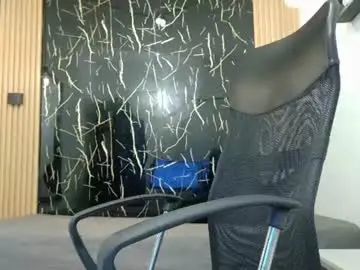 Chaturbate Watch Live Sex Cams of valerihot_1