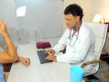 Chaturbate Adult Webcam of alex_and_miia_