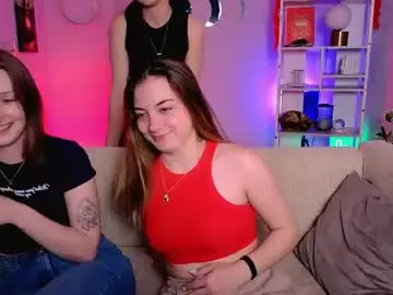 Chaturbate Live Sex Cam of baby_hotte