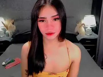 Chaturbate Live Sex Cam of crytastal_lust1212