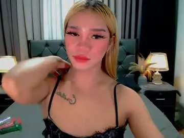 Chaturbate Live Sex Cam of crytastal_lust1212