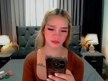 Chaturbate Adult Webcam of crytastal_lust1212