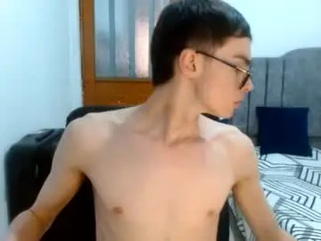Chaturbate Live Sex Cam of stiv_grant