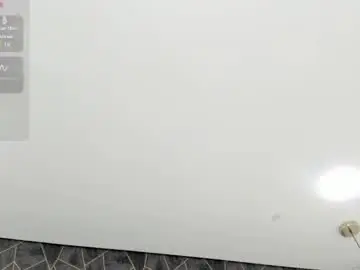 Chaturbate Free Live Porn of 1m_nahomi