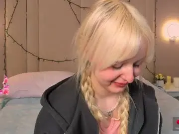 Chaturbate Free Live Porn of adelesilvy