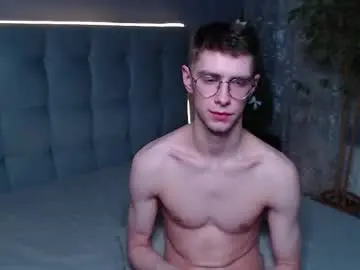 Chaturbate Live Sex Cam of alfie_evanss