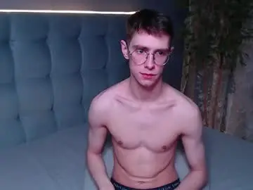 Chaturbate Live Sex Cam of alfie_evanss