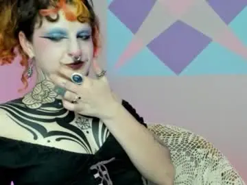 Chaturbate Live Sex Cam of friskyflowers