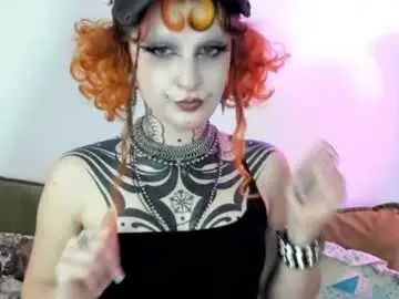 Chaturbate Live Sex Cam of friskyflowers