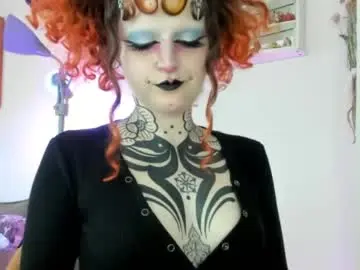 Chaturbate Live Sex Cam of friskyflowers