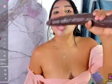 Chaturbate Watch Live Sex Cams of latina_candy01