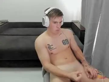 Chaturbate Nude Webcam of ray_hill
