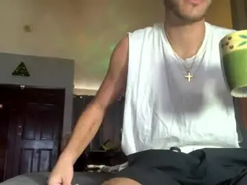 Chaturbate Nude Webcam of wentbrokeonstrippers