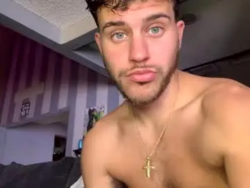 Chaturbate Sex Chat of wentbrokeonstrippers