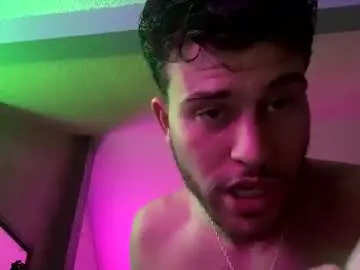 Chaturbate Watch Live Sex Cams of wentbrokeonstrippers