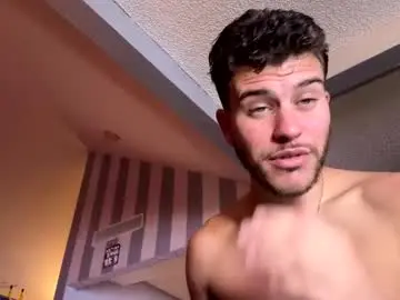 Chaturbate Sex Cam of wentbrokeonstrippers