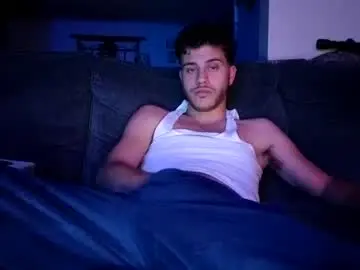 Chaturbate Live Porn of wentbrokeonstrippers