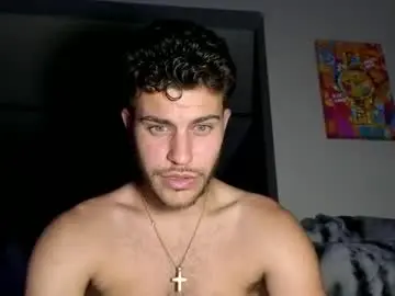 Chaturbate Adult Video Chat of wentbrokeonstrippers