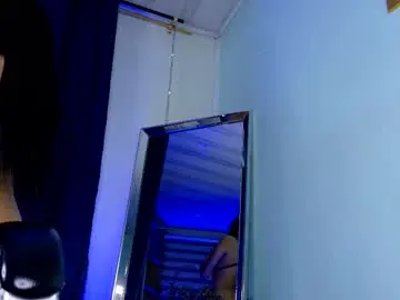 Chaturbate Watch Live Sex Cams of emilyy05_