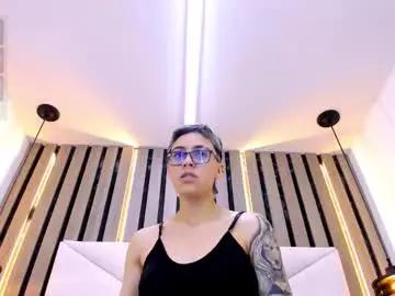 Chaturbate Live Sex Cam of eva_monwalker