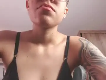 Chaturbate Free Porn Cam of eva_monwalker