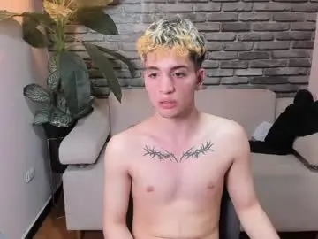 Chaturbate Adult Video Chat of ian_lombardi