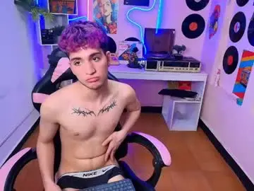 Chaturbate Watch Live Sex Cams of ian_lombardi