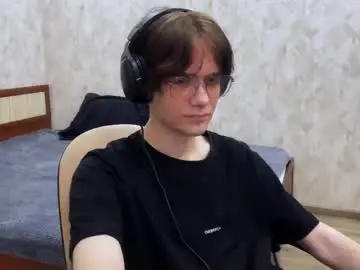 Chaturbate Sex Chat of zombde32