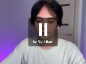 Chaturbate Sex Cam of zombde32