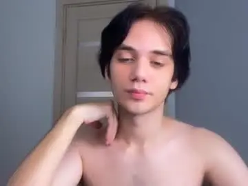 Chaturbate Watch Live Sex Cams of zombde32