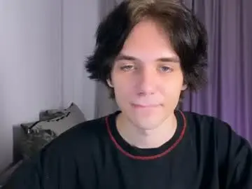 Chaturbate Free Porn Cam of zombde32