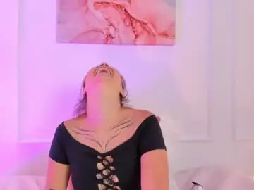 Chaturbate Best live sex cam show of amelia_saenz_