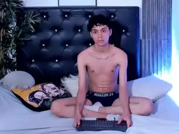 Chaturbate Live Sex of axxelwhite