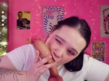 Chaturbate Live Sex Cam of chery_lady22