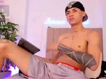 Chaturbate Free Porn Cam of lennercollins_